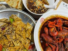 -叶派龙虾•招牌香辣蟹·海鲜(中海国际店)