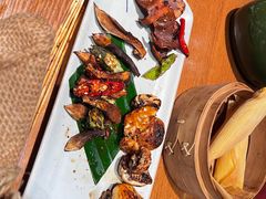 -云海肴·汽锅鸡·云南菜(天山百盛优客店)