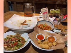-头上红煨盐鸡·非遗院子餐厅
