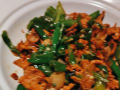 辣椒小炒肉-佬麻雀·新湘菜(东方宝泰店)