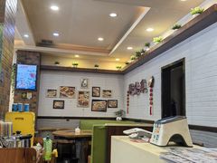 -鱼众不同·鸡公煲·烤全鱼(国顺路店)