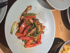 -蜜桃餐厅·伴山(湖滨商业街店)