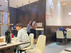 -煲王粤菜餐厅(中侨中心店)