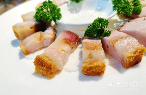 Signature Crispy Pork Belly