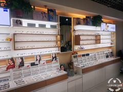 -视野联行眼镜·蔡司授权店(长白万象汇店)