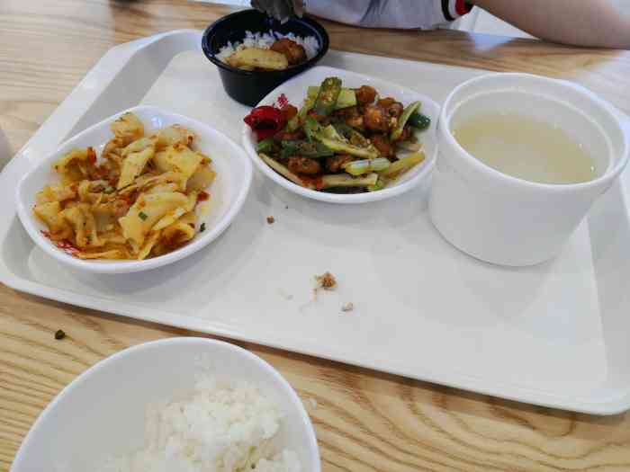 汤禾美-"02对于很少吃快餐的我,今天在沙坪坝逛街."-大众点评移动版