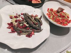 -艳阳天·非遗楚菜(武汉客厅店)