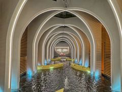 -涨巢·潮玩水疗局