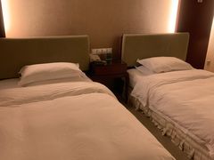 -华雅花园大酒店