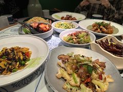 -荣誉海鲜酒楼(海湾店)