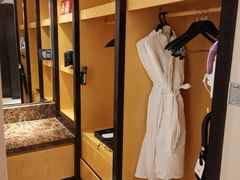 -青岛海尔洲际酒店