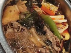 -龍歌自助小火锅(市南金茂湾店)