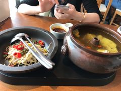 -云海肴·汽锅鸡·云南菜(天山百盛优客店)