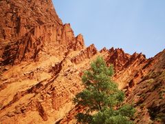 -天山神秘大峡谷