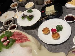 -德天肥牛海鲜火锅(城西银泰店)
