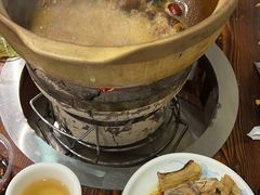 -威邵鸡煲(西华路总店)
