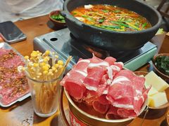 -黔有有贵州酸汤夺夺粉火锅(五味十字店)