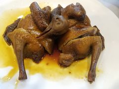 豉油皇乳鸽-文记壹心鸡(宝华路店)