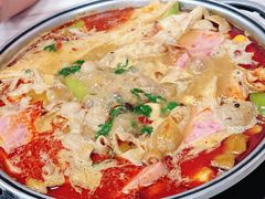 -彭记铁锅肥肠(东四总店)