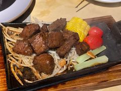 -穹六人间 people 6(岳阳路店)