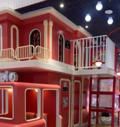 -奈尔宝·儿童乐园·亲子餐厅(华采天地店)