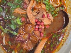 -百春原湖南牛肉粉(百联世纪店)