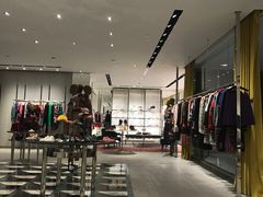 -Gucci(时代广场店)