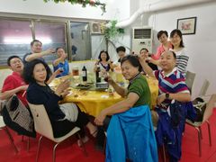 -覃记海鲜美食餐厅