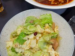 -川流不息·地道川菜·小龙虾(松东路店)