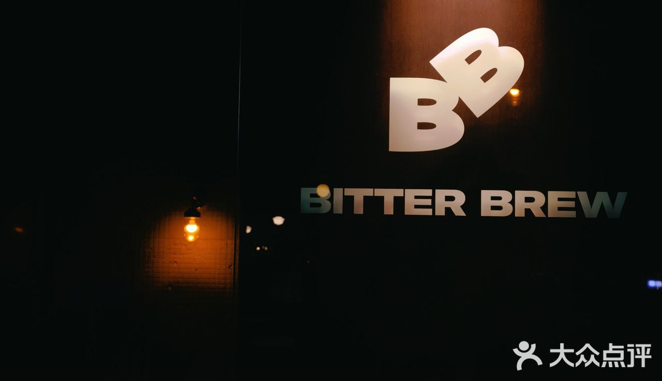 南京新店|把酿酒厂搬进店里的金属工业风精酿酒馆