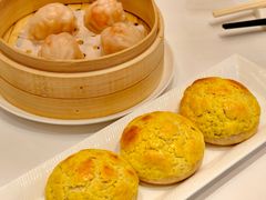 酥皮叉烧包-白天鹅宾馆-宏图府餐厅
