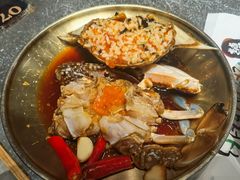-草家酱蟹炭火烤肉店(珲春南路一店)