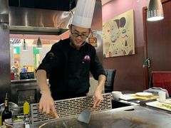 -利昂法式铁板主题餐厅(新奥购物中心店)