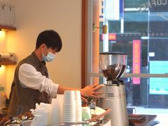 -Line 咖啡(石厦花园店)