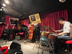 -东岸Cafe 爵士俱乐部