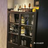 月山自由餐厅 店如其名，是建国设计美学馆里的西餐厅