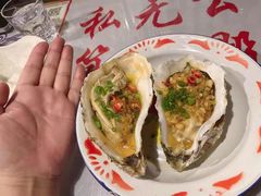 炭烤生蚝-辉记炭烧海鲜大排档·老字号(福田店)