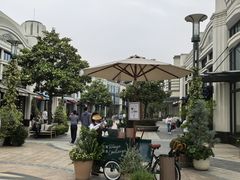 -比斯特上海购物村精品奥特莱斯