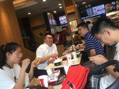 -肯德基(杭州和平饭店)