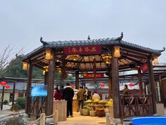 -湘力力小院·鱼汤泡饭(枫林路店)