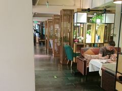 -意卡菲·欢乐聚会餐厅(华侨店)