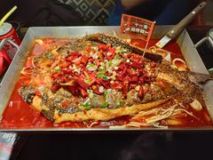 -鸣记脆皮烤鱼·海鲜烤鱼(亿合城店)