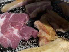 -肉甲韩国木炭烤肉(新壹街1店)