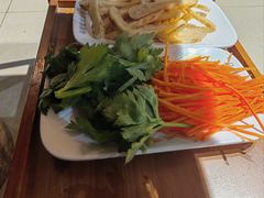 -清真·马坡烧烤涮牛肚·酸浆火锅(新区总店)