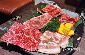 Thinly Sliced Premium Beef Tenderloin