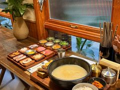 -银米·云南传统过桥米线(双廊黑金冠店)