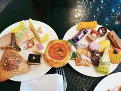 -圣丰索菲特·2 On 988 Café 自助餐厅