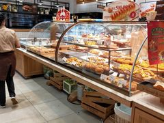 面包甜点陈列柜-罗森尼娜(解放西路店)