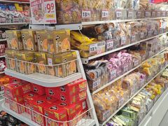 -赵一鸣零食(广州荔湾路店)