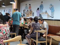 大堂-三好食堂(煎饺·馄饨·肉饼米线·盛世广场店)